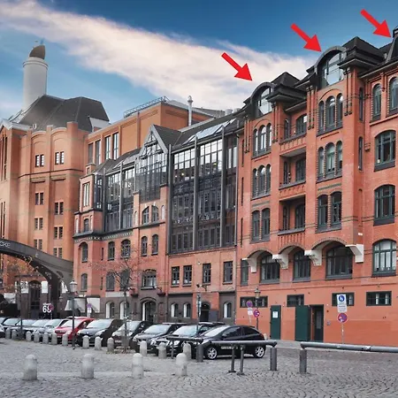 Ferienwohnung Loft-Panoramablick-Hafen & Elbe!